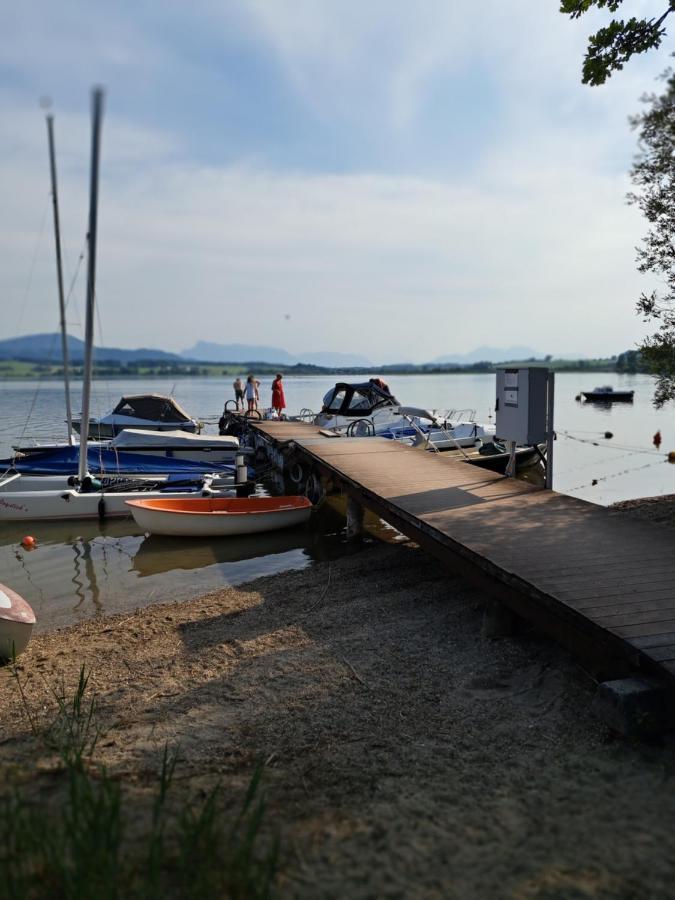 Mobilheim Chalet Bei Georg Seekirchen am Wallersee Exterior foto